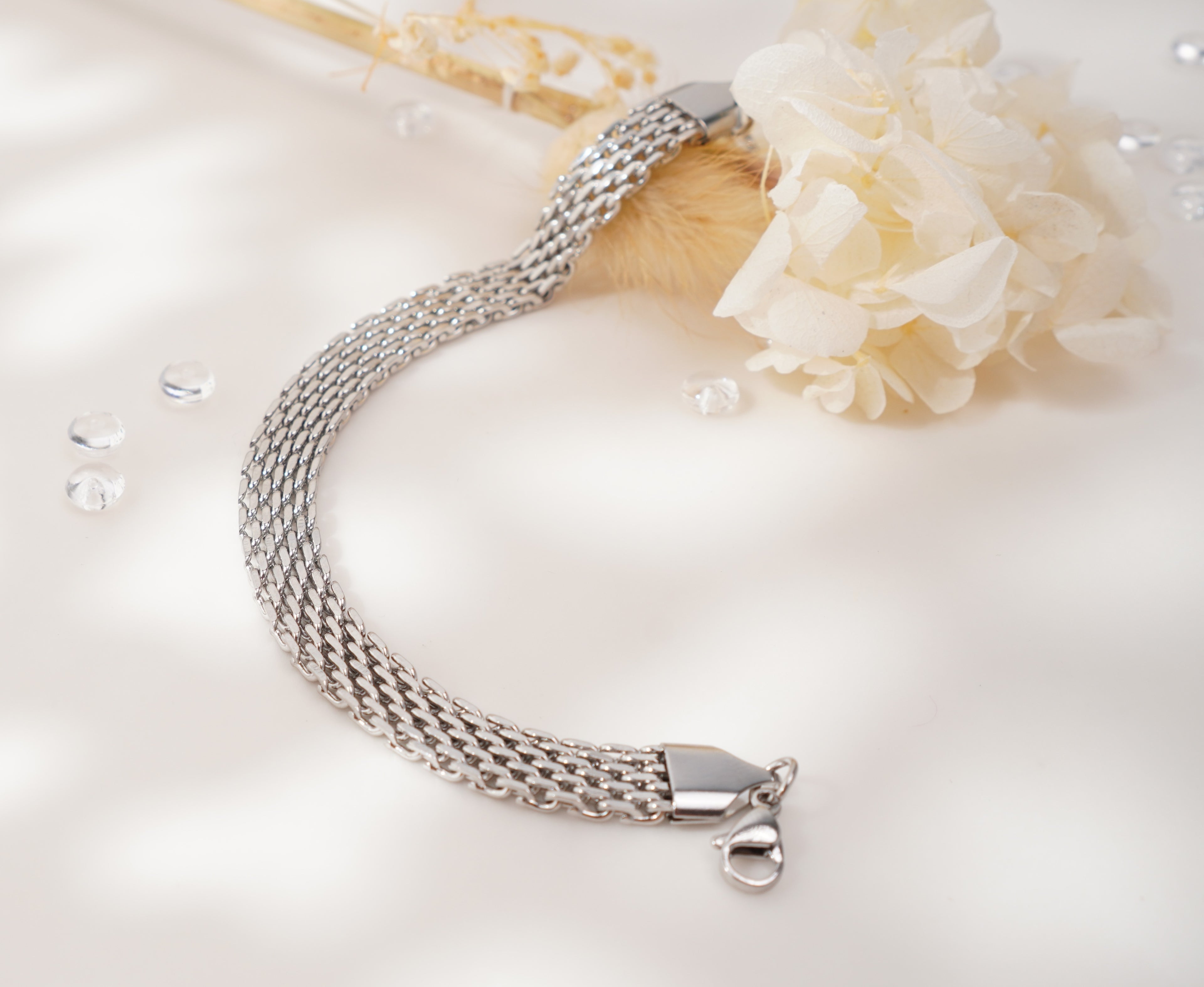 Bracelet argenté tressé en acier inoxydable