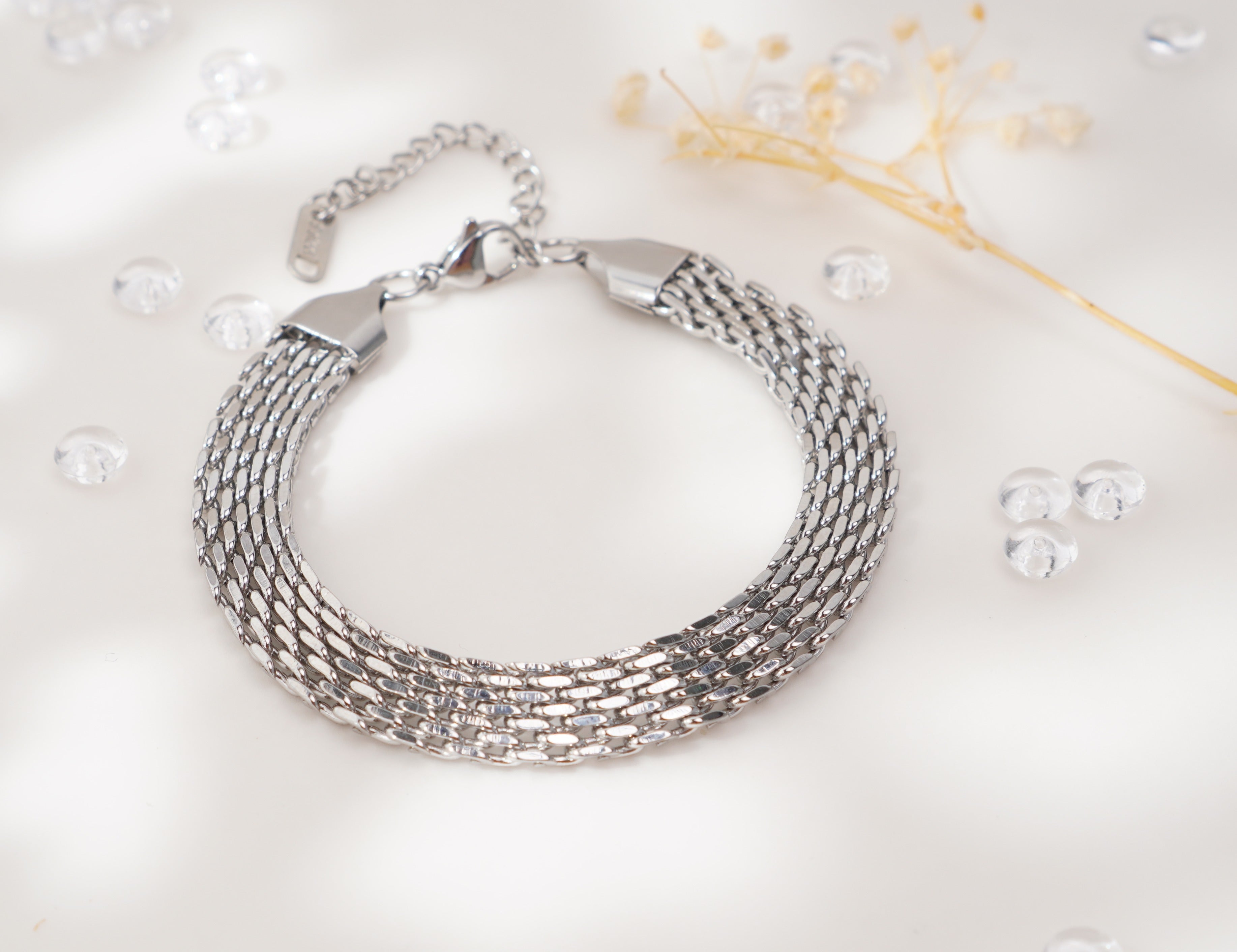 Bracelet argenté tressé en acier inoxydable