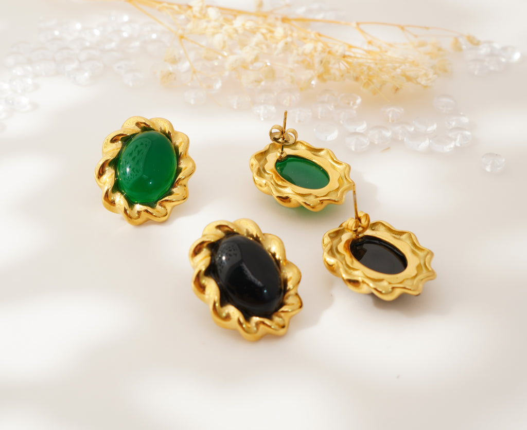 Boucles d’oreilles dorées pierre ovale en acier inoxydable – Élégance vintage & éclat raffiné