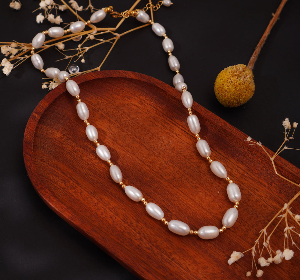 Collier perles d’eau douce naturelles en forme de goutte – Élégance vintage