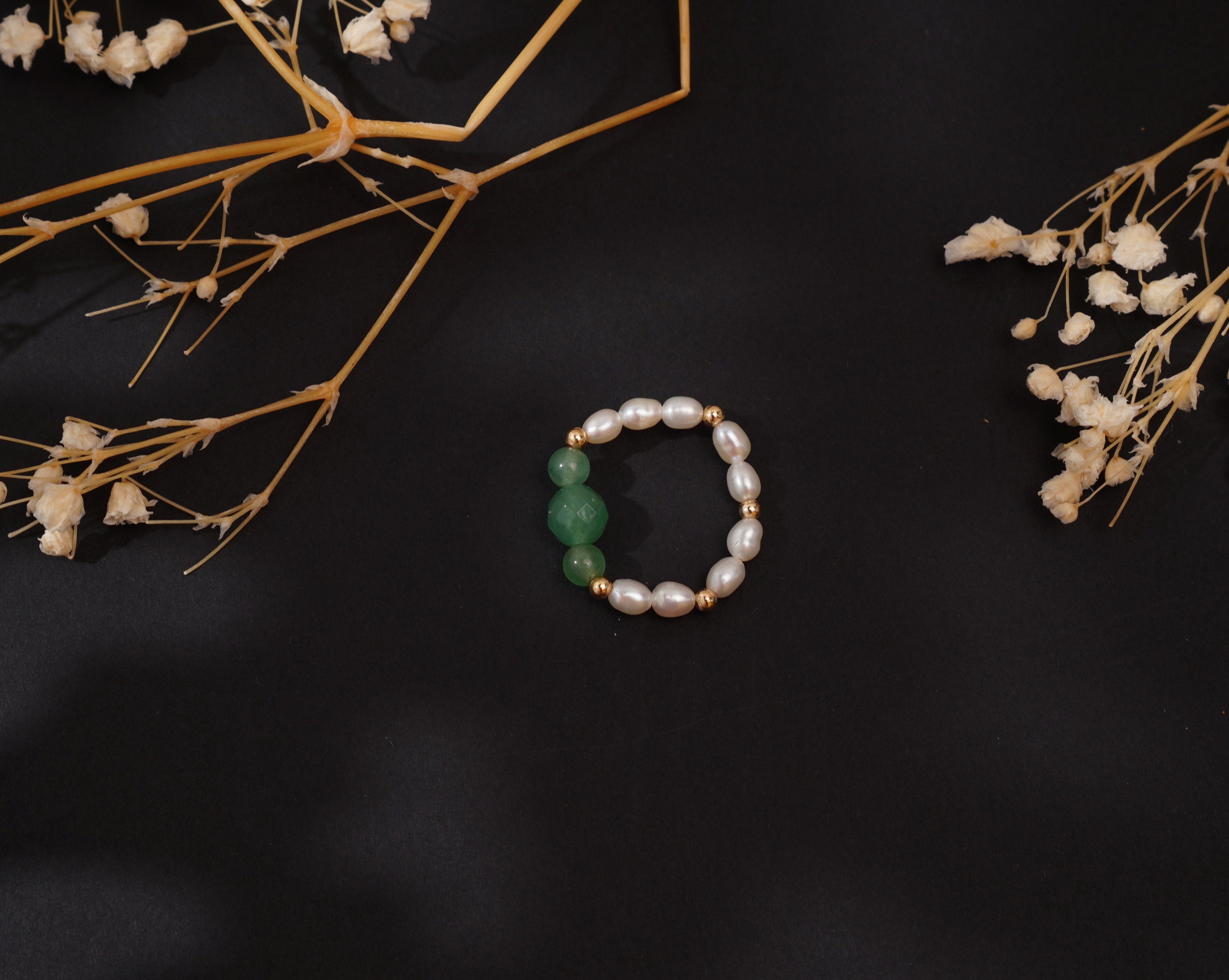 Bagues perles d’eau douce naturelles élastiques – Élégance artisanale