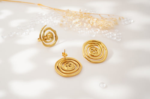Bague & Boucles d’Oreilles Rose Sculptée en Acier Inoxydable Style Artistique