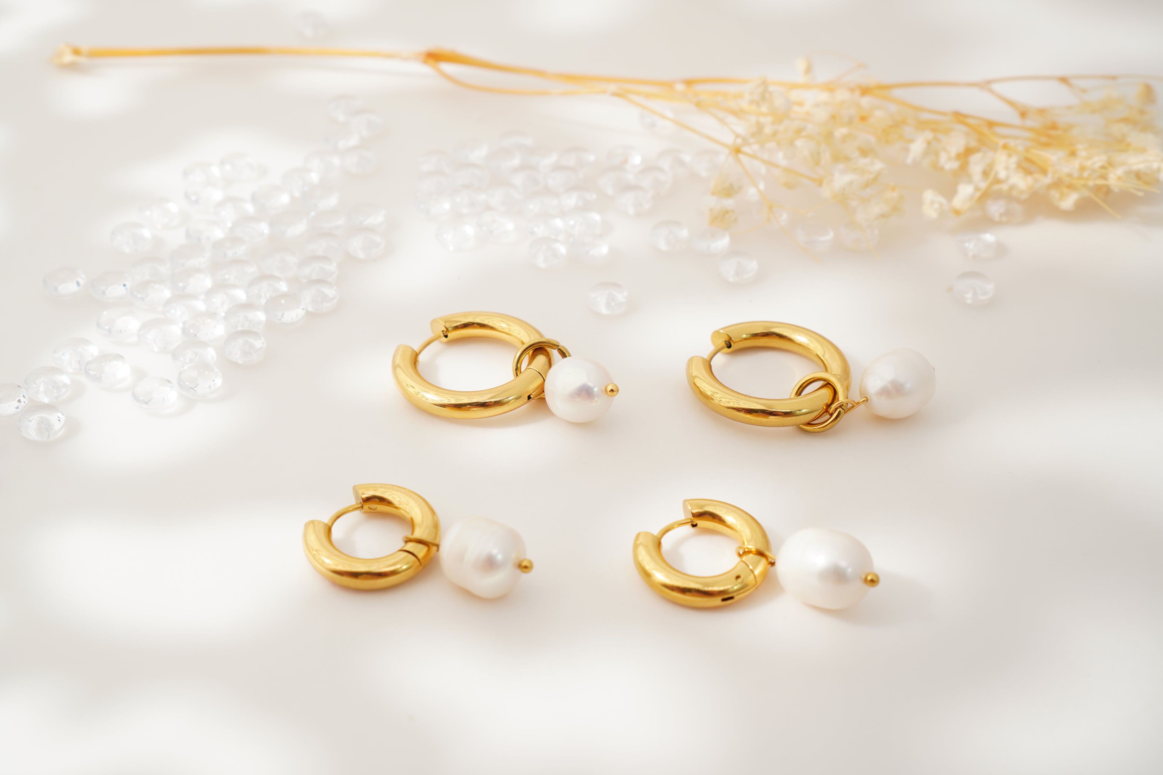 Boucles d’Oreilles Anneau & Perle en Acier Inoxydable Style Classique Élégance