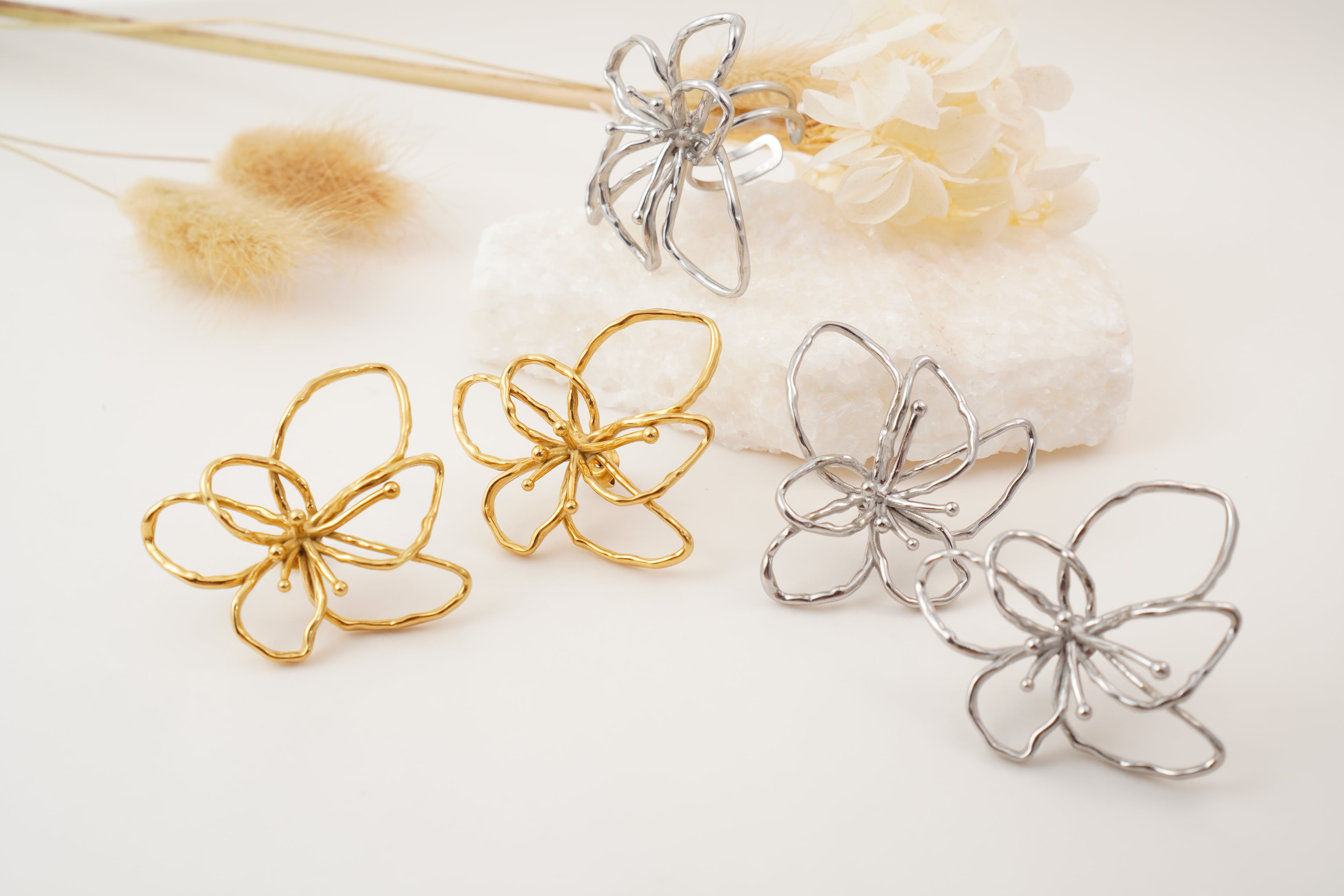 Boucles d’oreilles & Bague Fleur Parisienne en Acier inoxydable